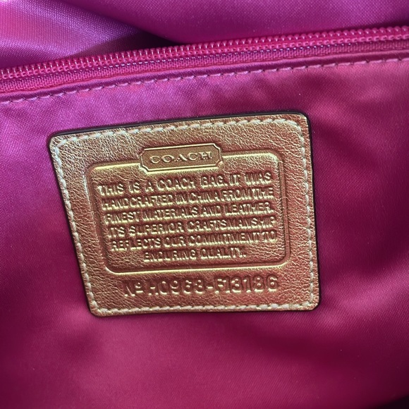 Beautiful authentic coach bag with hidden evil eye 🧿 - Picture 6 of 6